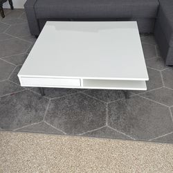 Modern white coffee table
