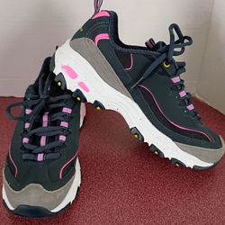 sketchers hiking/walking shoes 6.5