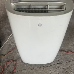 GE 10,000 Btu Portable Air Conditioning 