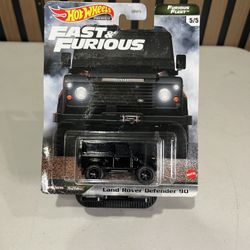 Hot Wheels Land Rover Defender 90 Fast & Furious Premium Furious Fleet