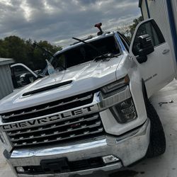 Auto Glass. Windshields. Parabrisas 