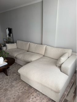 Sectional couch