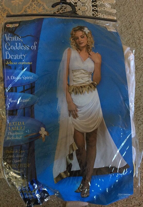 Venus Goddess of Beauty deluxe costume.