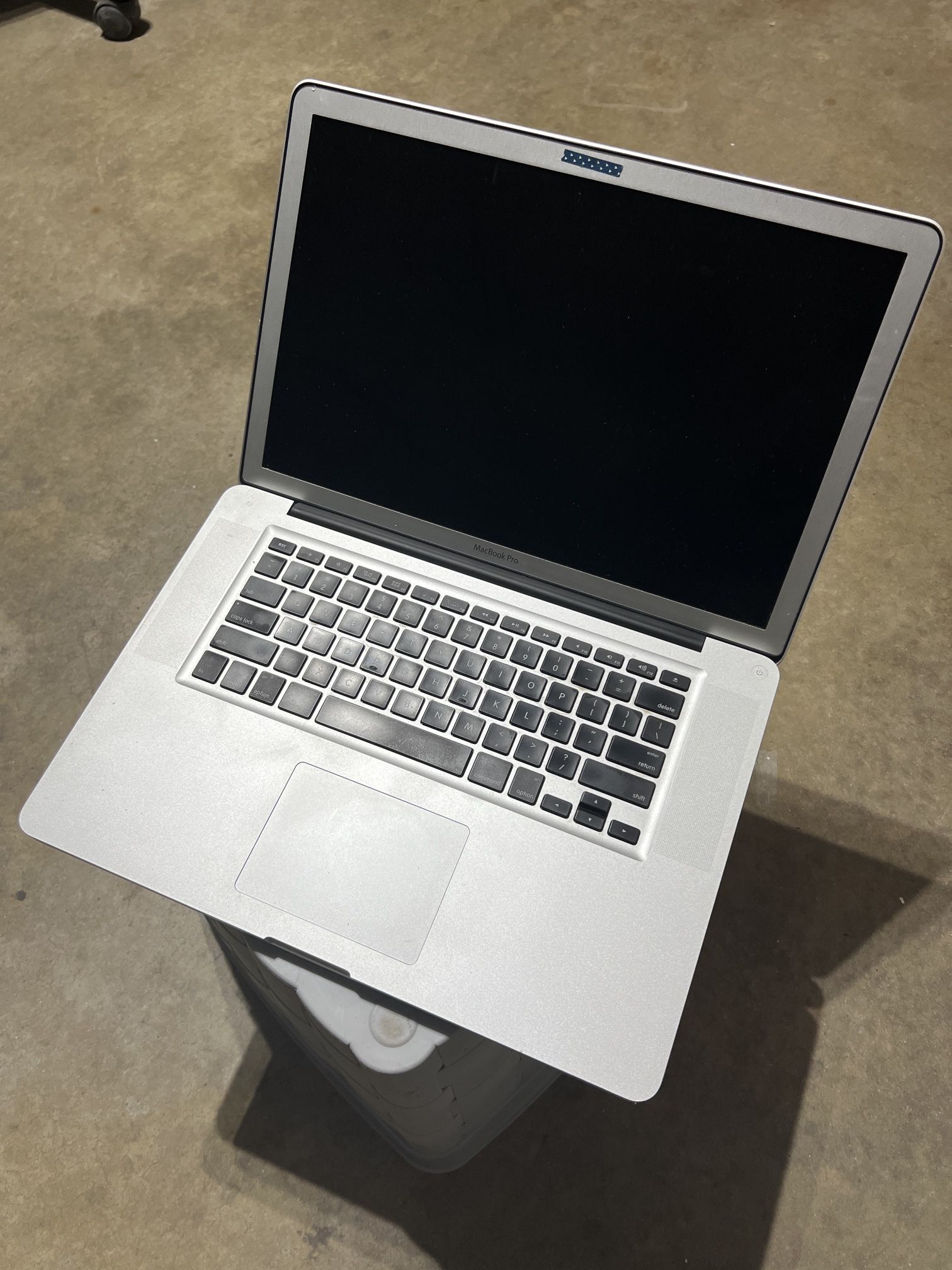 Late 2011 15” MacBook Pro For Parts