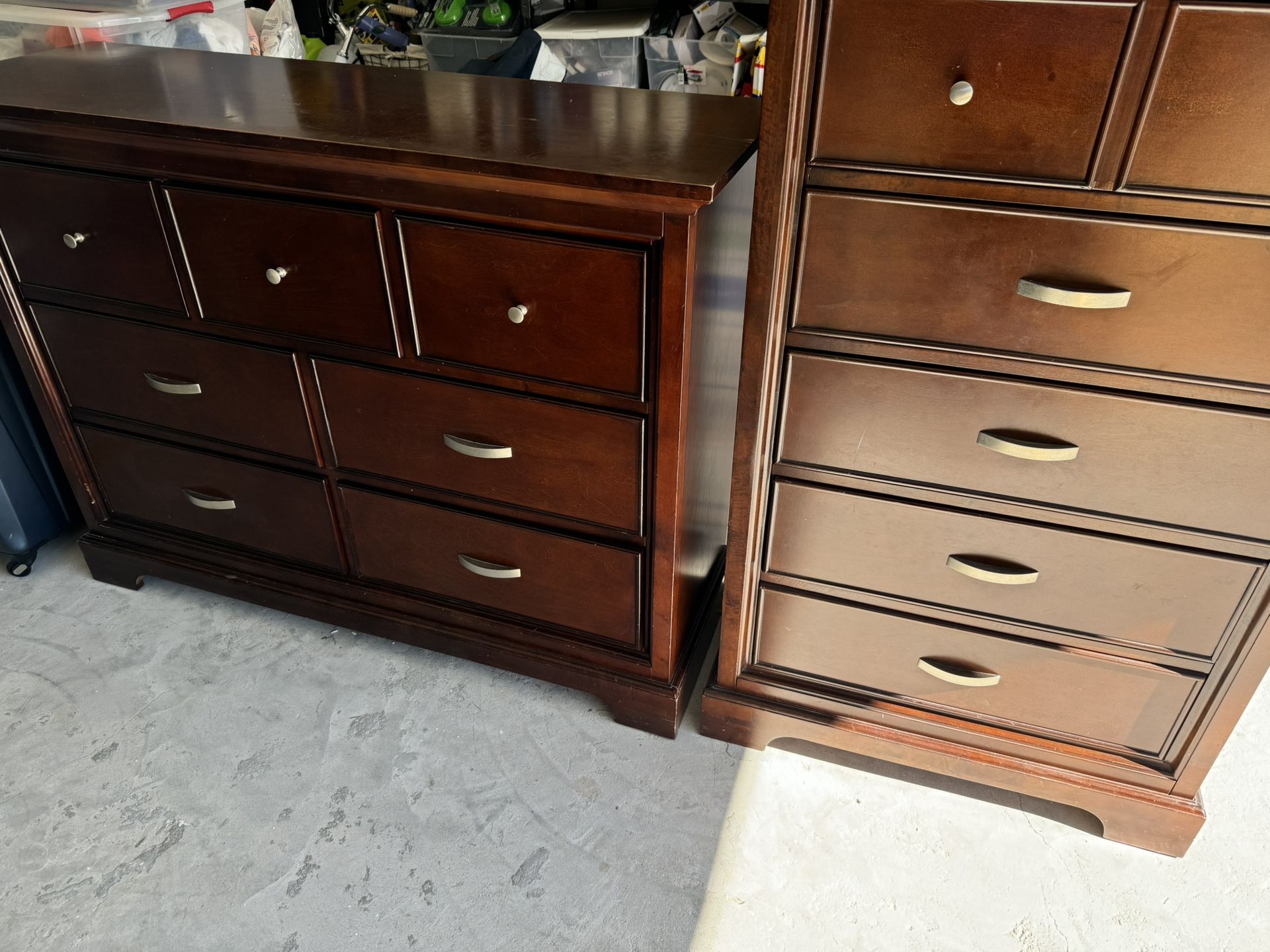 Dresser and chest of drawers