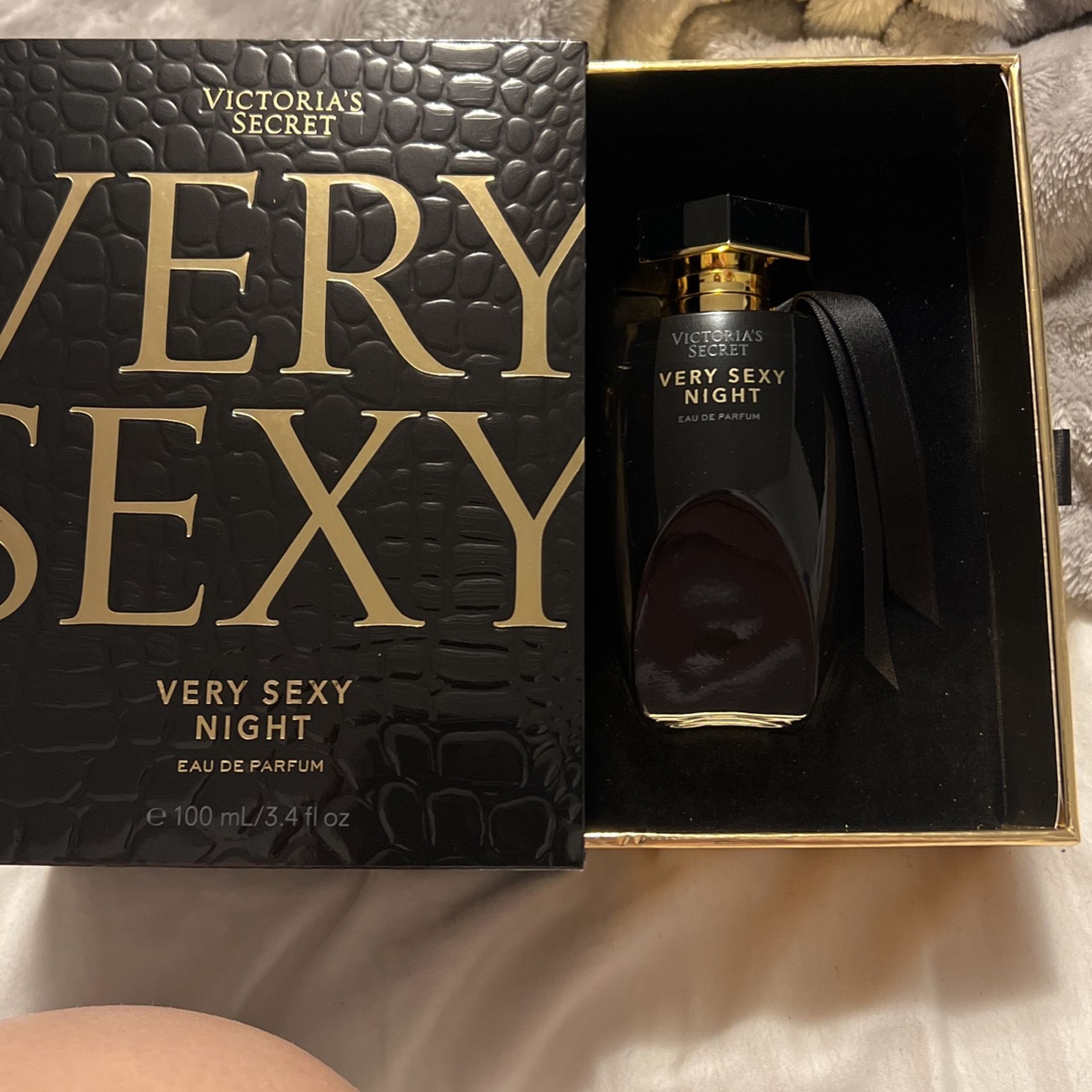New Victoria Secret 3.4 oz Very Sexy Night