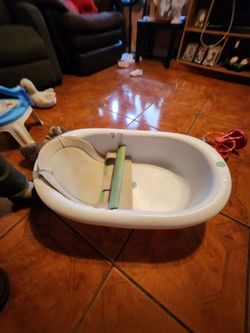 Kids bathtub