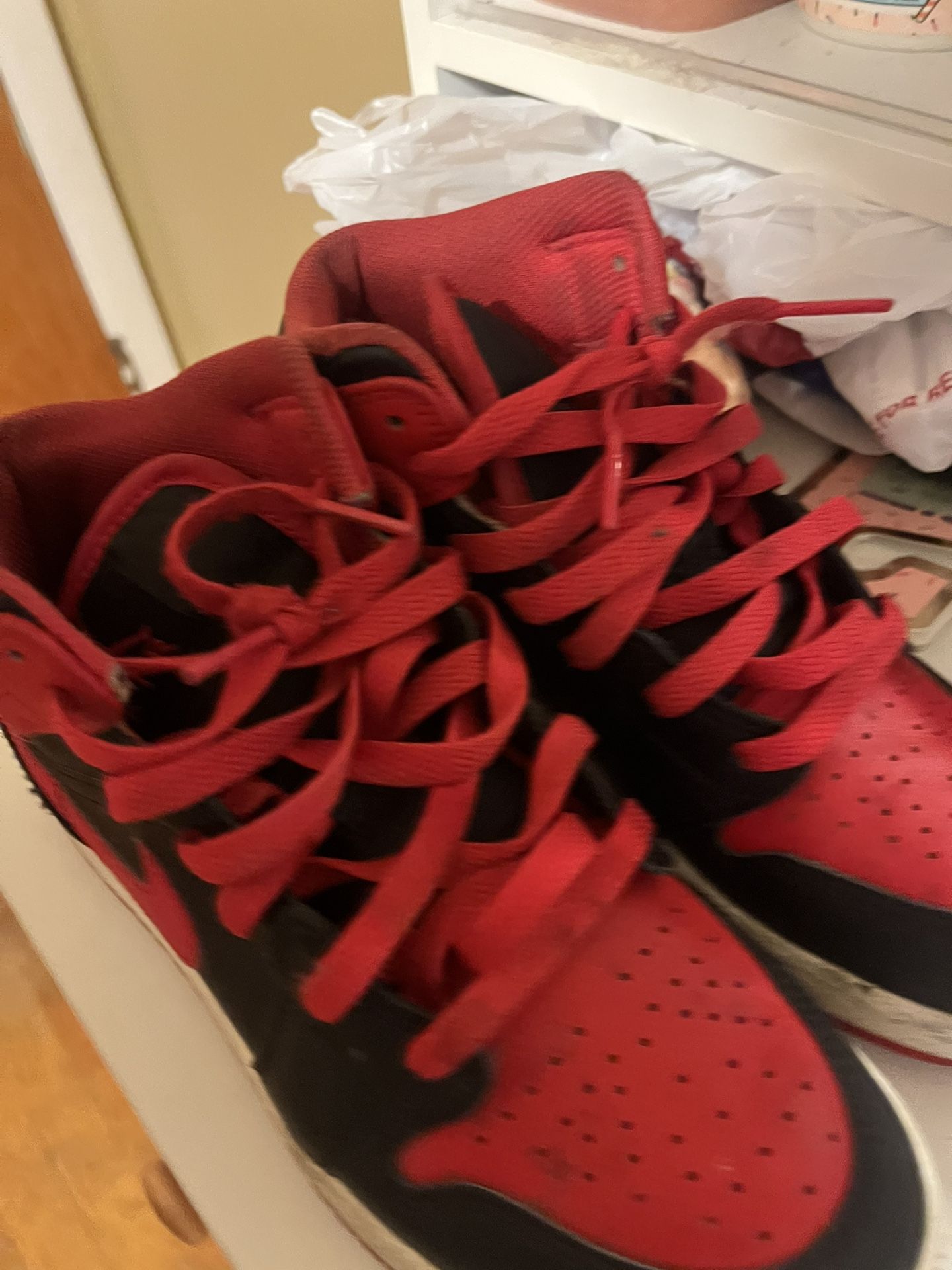 red jordan 1’s