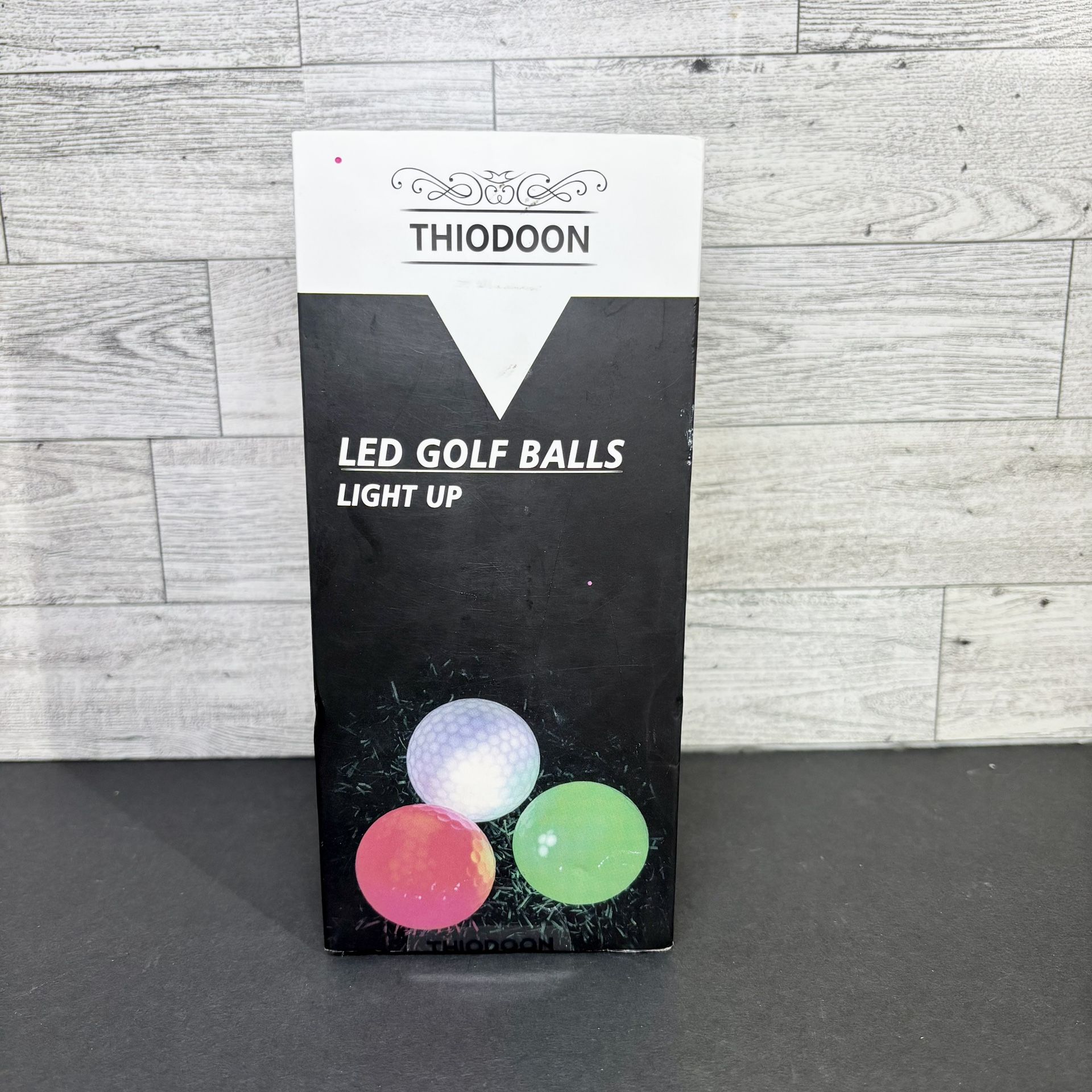THIODOON LED Golf Balls Colourful Light Up Golf Balls New Sealed