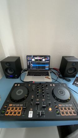 DDJ-FLX4 & PreSonus 3.5BT Studio
