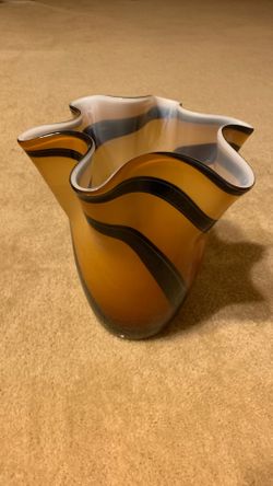 Glass vase