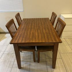 Dining Table Set