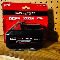 M18 18V Lithium-Ion REDLITHIUM FORGE XC 8.0 Ah Battery Pack