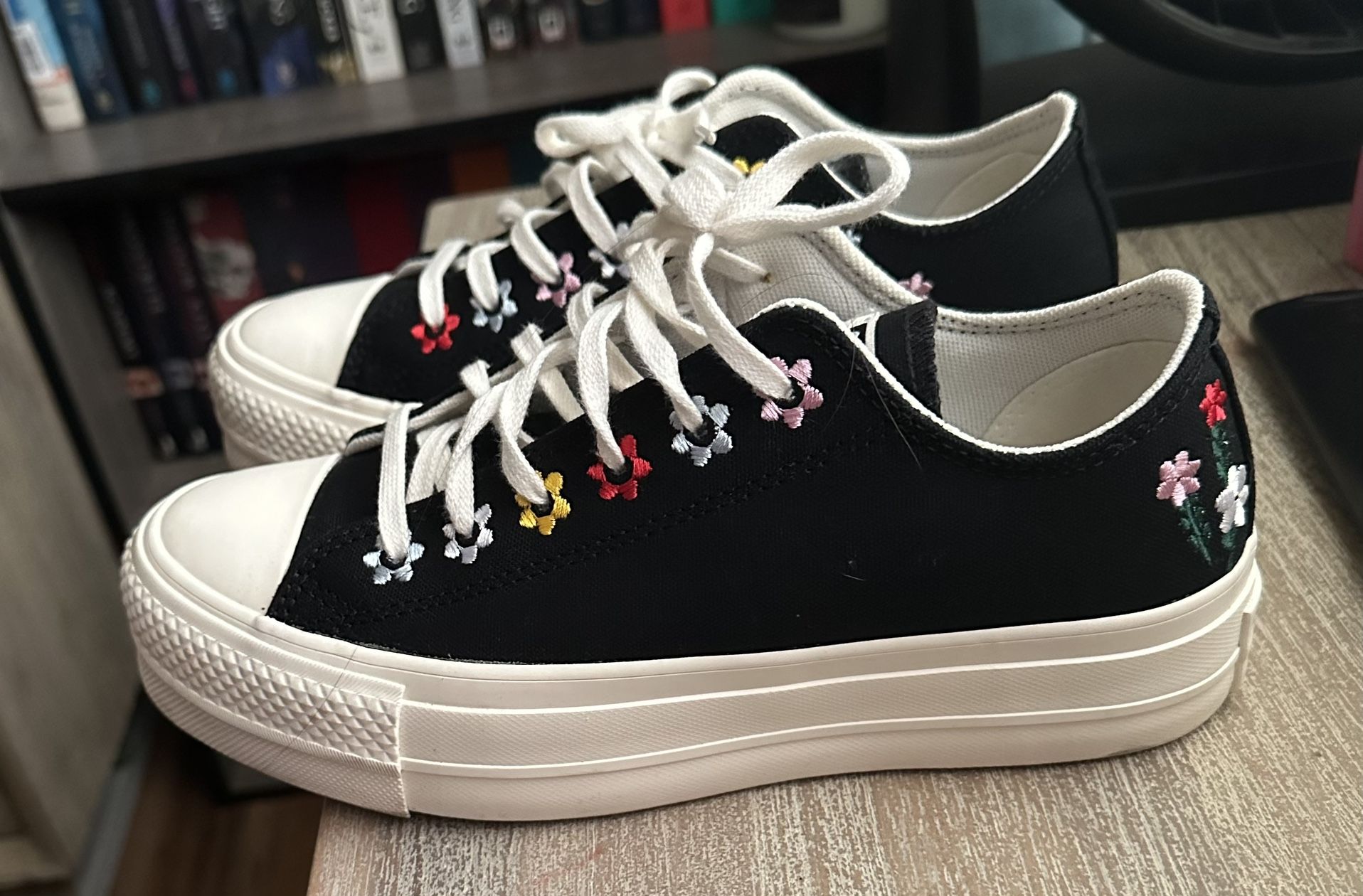 Converse