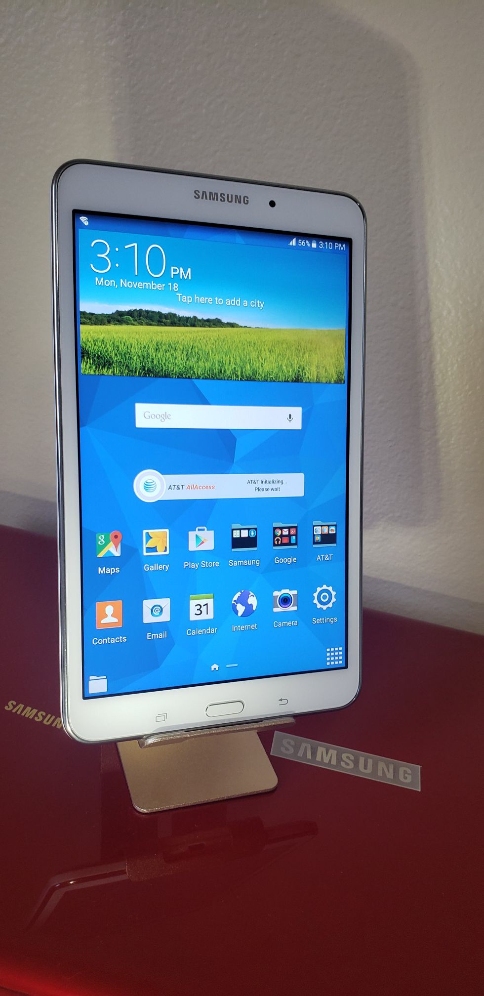 New Samsung Galaxy Tab 4 16GB AT&T Unlocked .Liverado..4G/ LTE...8 " In No Trade No Shipping