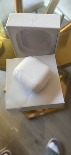 Apple AirPods with Charging Case