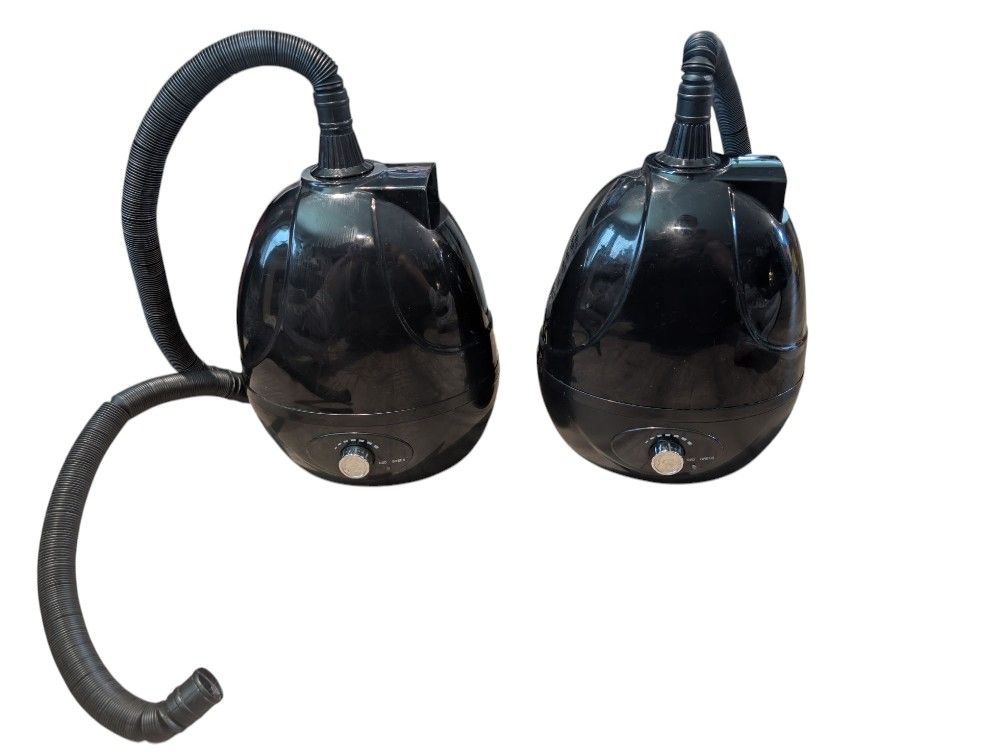 Large tank humidifier with extendable hose, ideal for reptiles, amphibians, vivariums.