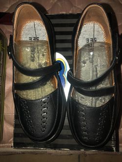 Dr comfort women’s dress shoes brand new in the box