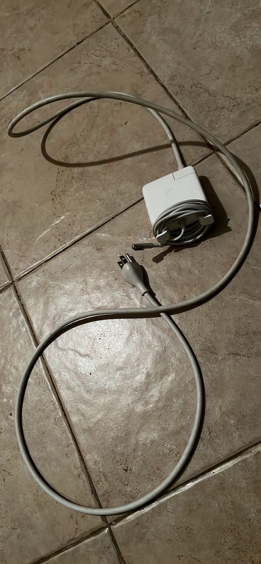 Apple ORIGINAL MacBook Charger Power Adapter MagSafe Year 2007 to 2012 BRAND NEW NEVER USED