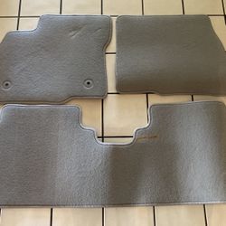⚡️FS: New OEM Floor Mats for 2017-2021 Chevy Bolt⚡️