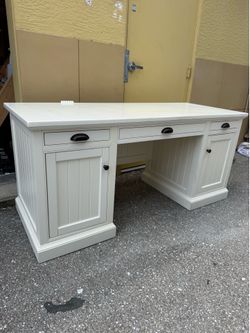 Desk (FREE 24H DELIVERY)