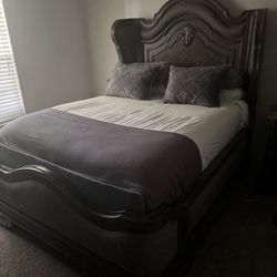 Queen Bed