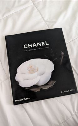 Chanel: Collections & Creations Book