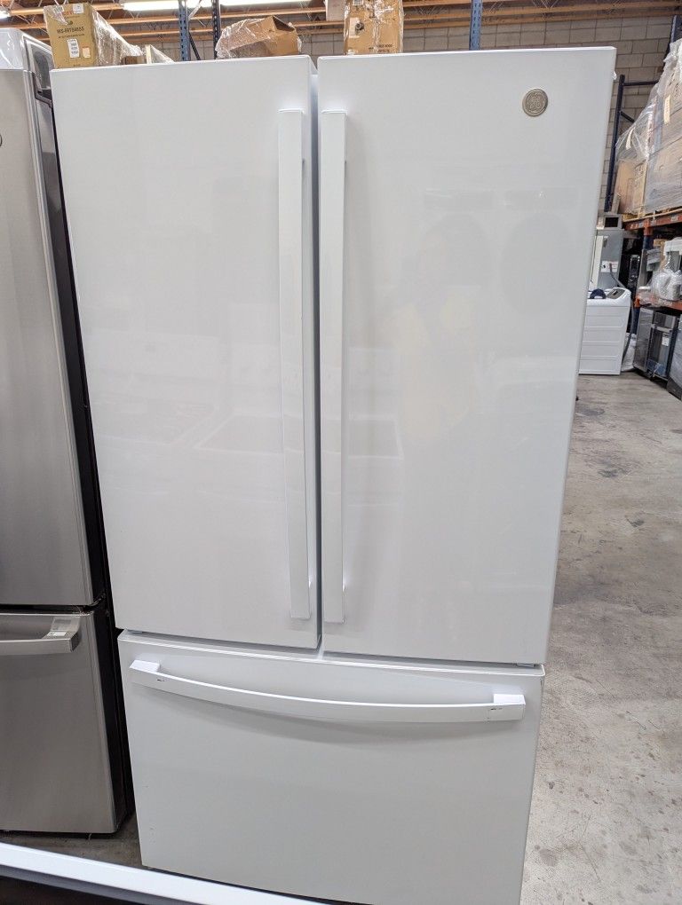 GE
27 cu. ft. French Door Refrigerator in White with Internal Dispenser, ENERGY STAR
