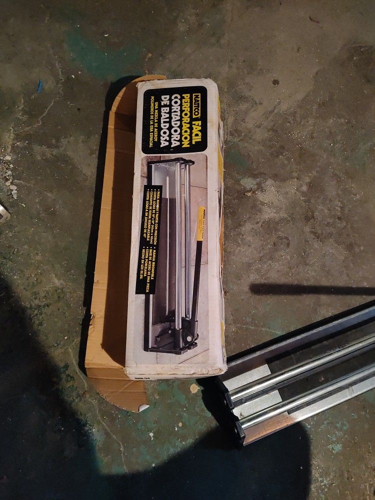 Nattco Easy Score Tile Cutter 18