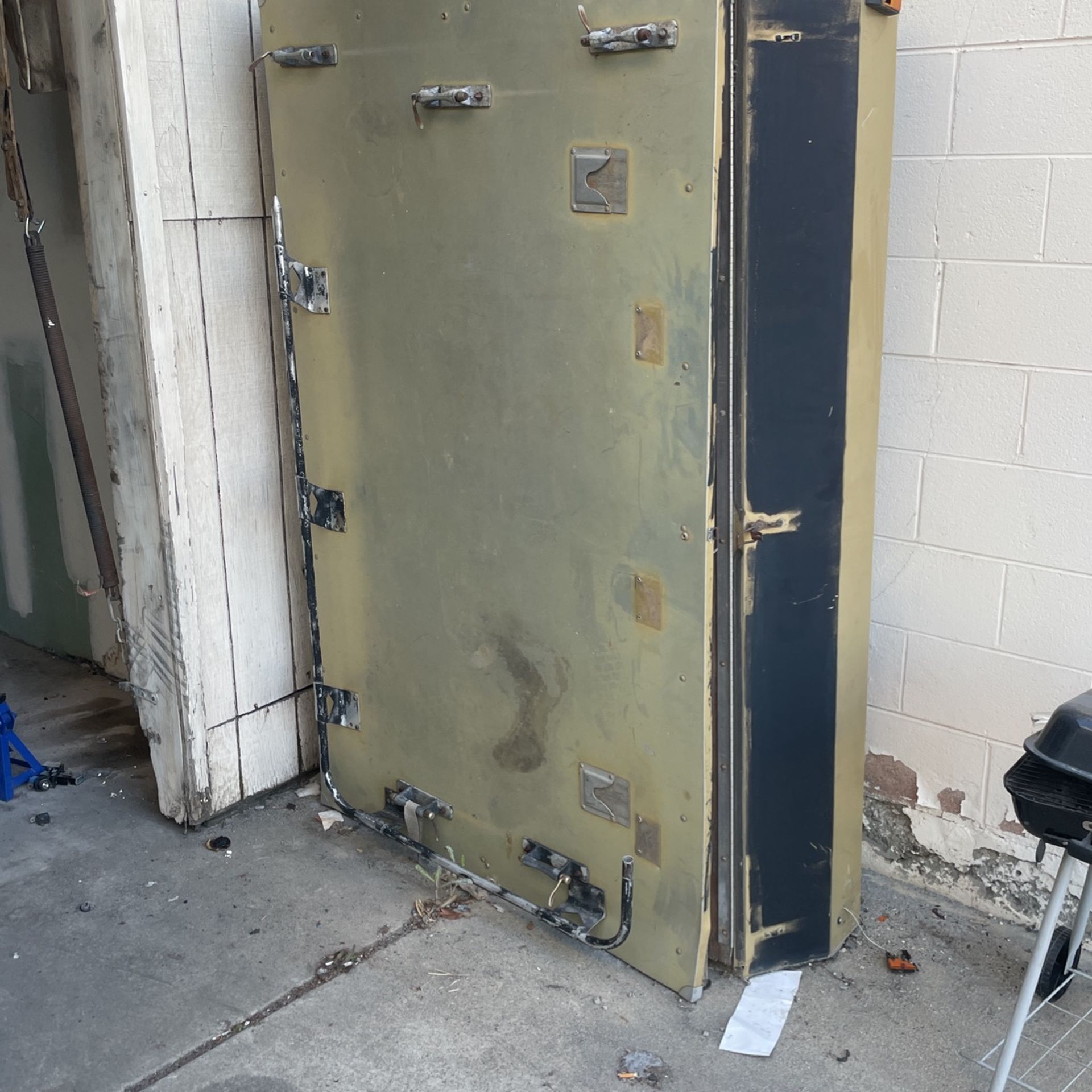Free Camper Trailer