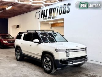 2022 Rivian R1S