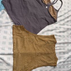 Lululemon Tank Top $18 Each Cada Una