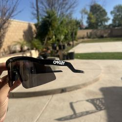 Oakley Hydra
