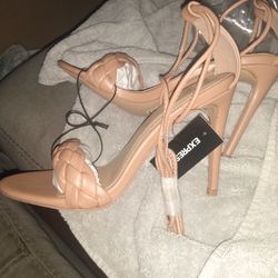Express Heels