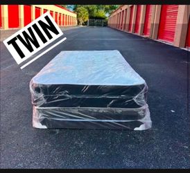 New Twin Size Mattress And Box Spring Set // We Offer  🚚