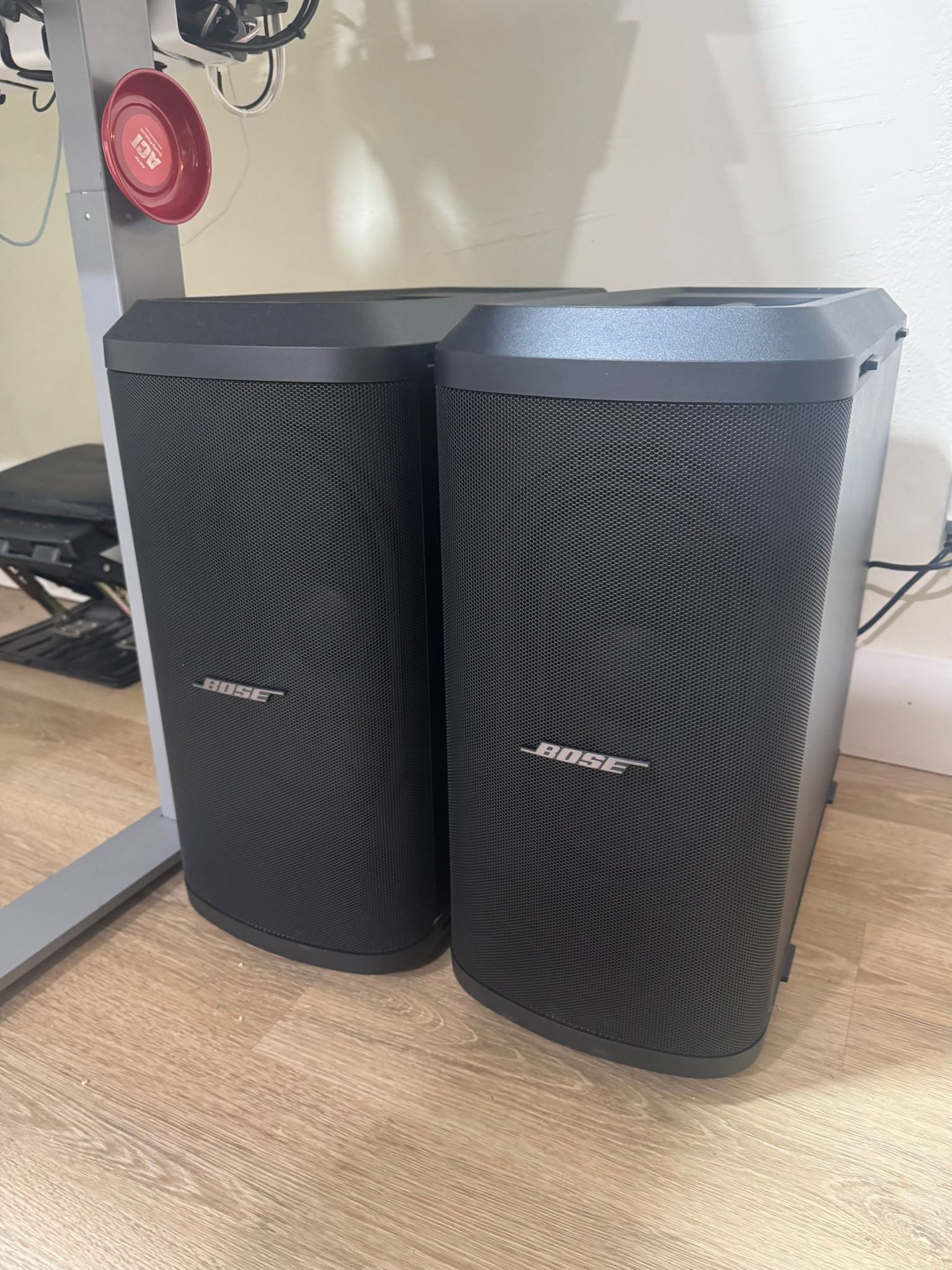 Mint Sub1 Powered Bass Module /pair