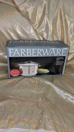 FARBERWARE 3 qt sauce pan  NEW in BOX.  NEVER opened