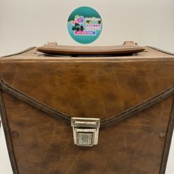 Vintage Brown Leather 8 Track Carrying Case 
