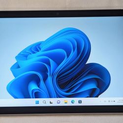 EXCELLENT CONDITION MICROSOFT SURFACE GO 3 WINDOWS 11 TABLET  10.5"