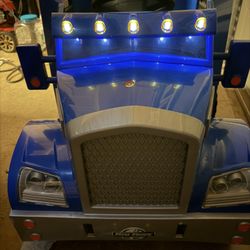 Kid Trax Semi Truck With Trailer Power Wheels