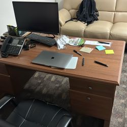 Free Executive Desk