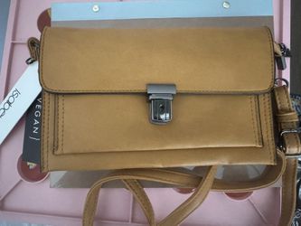 New Isabelle Crossbody
