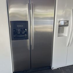 Whirlpool Side By Side Refrigerator 