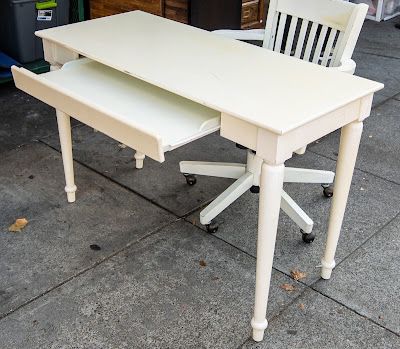 #375272 White Library Table Desk w/ Pull Out Keyboard Tray