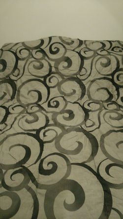 Queen size comforter FREE