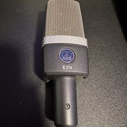 AKG C214 Mic With Pop Filter 