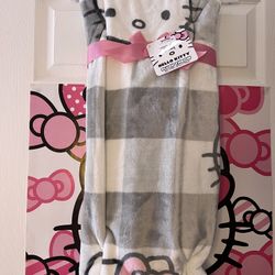 Hello Kitty Throw Blanket 