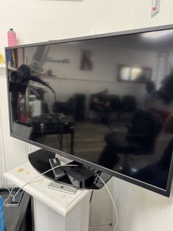 45 Inches Tv for only 150