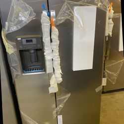 GE 25.3 cu. ft. Side by Side Refrigerator in Stainless Steel