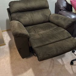 Recliner Free No Rips Or Tears Non Smoking 